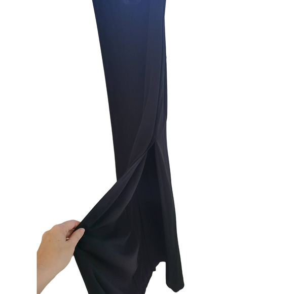 Black Semi-Formal Elegant Dress with high side slit - Picture 3 of 3